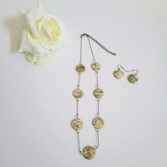 Marble style glass bead  Necklace/Earring set - Picture 6 of 6